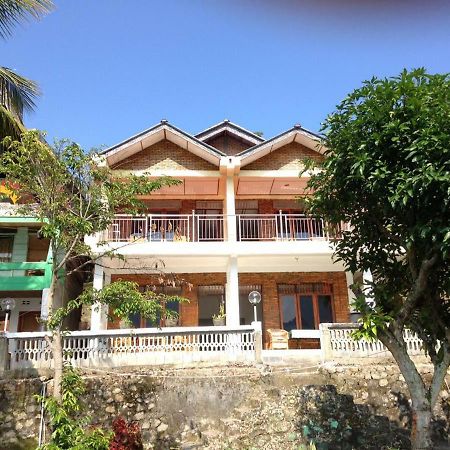 Aman'S Guesthouse Tuk Tuk Exterior photo